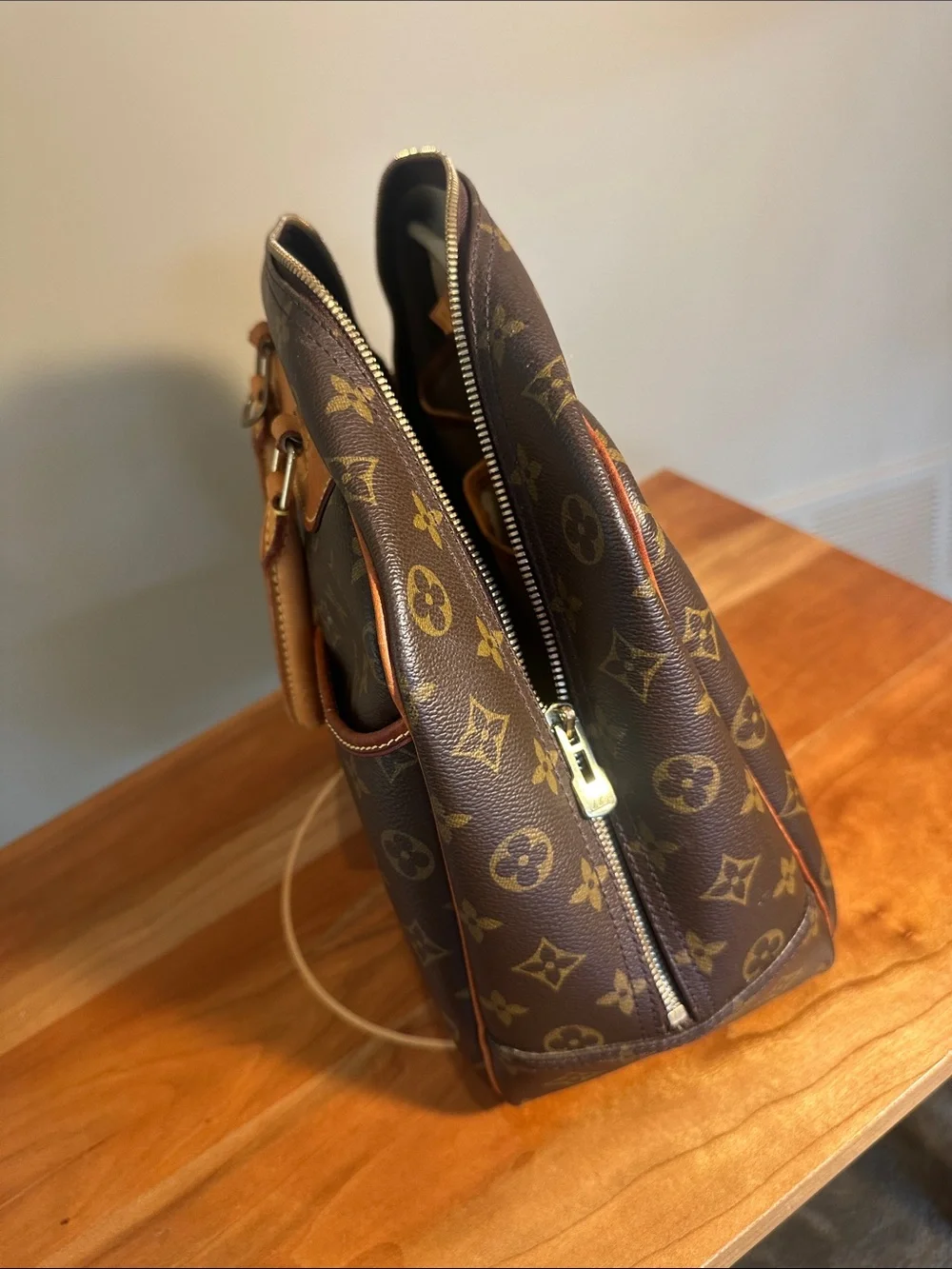 Authentic Louis Vuitton Monogram Deauville Bowling Vanity Handbag.
